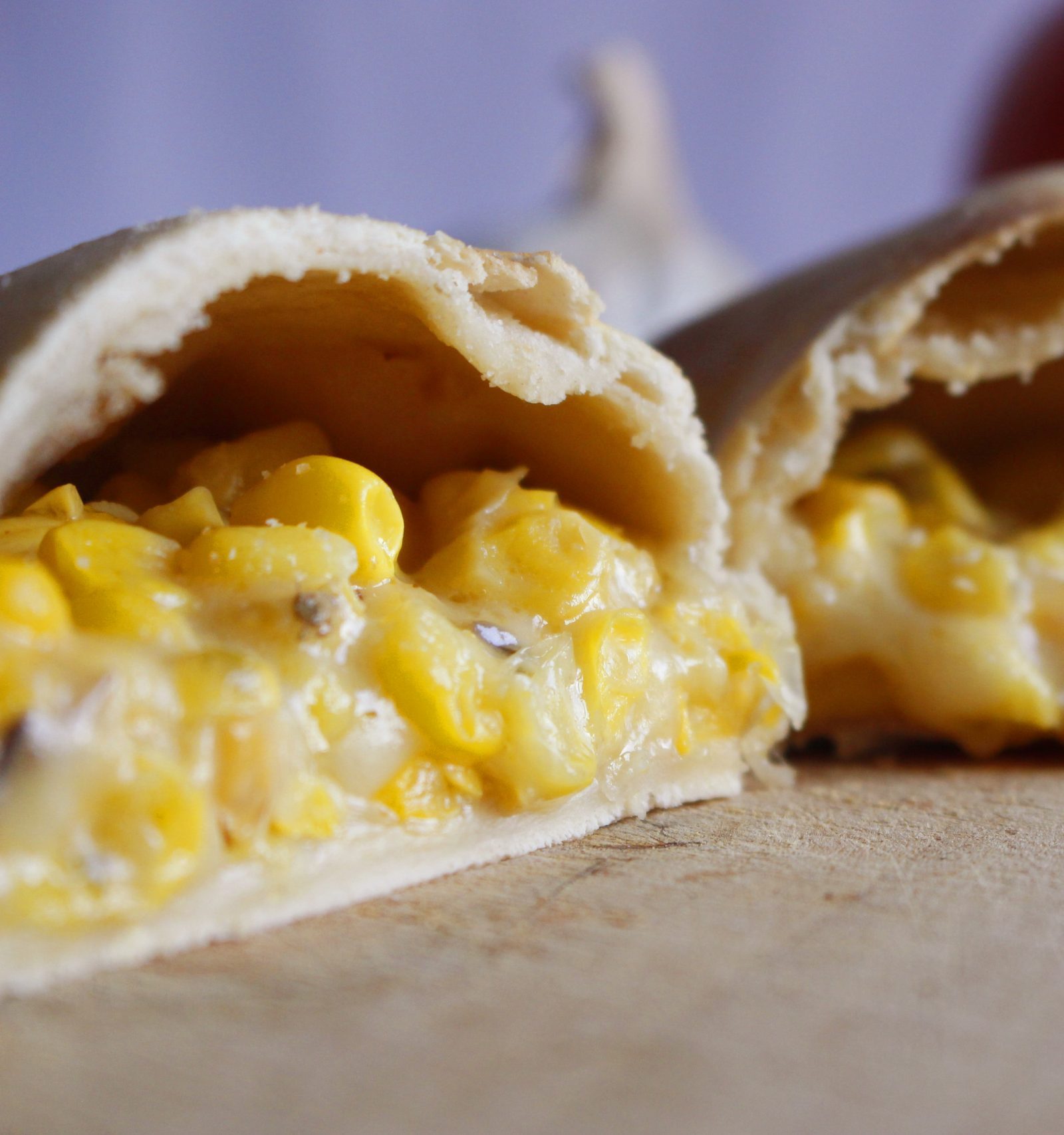 Empanada-choclo-queso